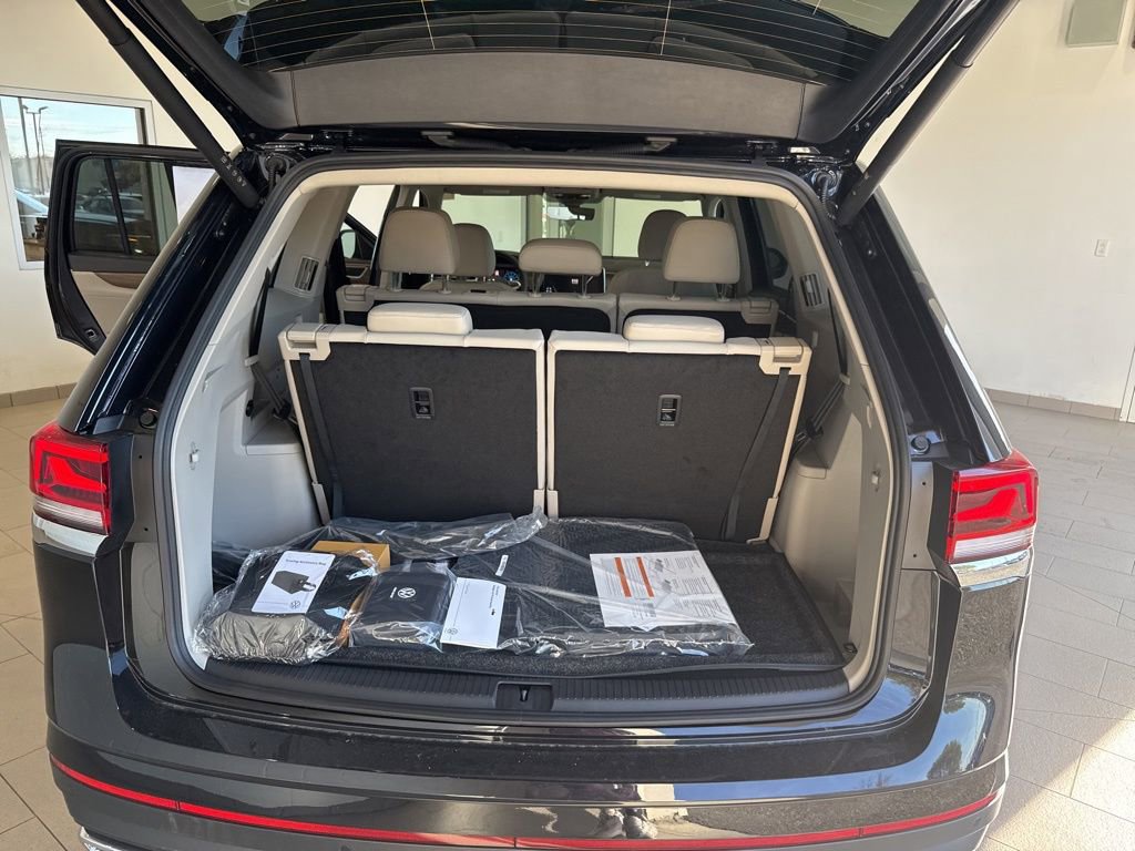 New 2026 Volkswagen Atlas SE image 16