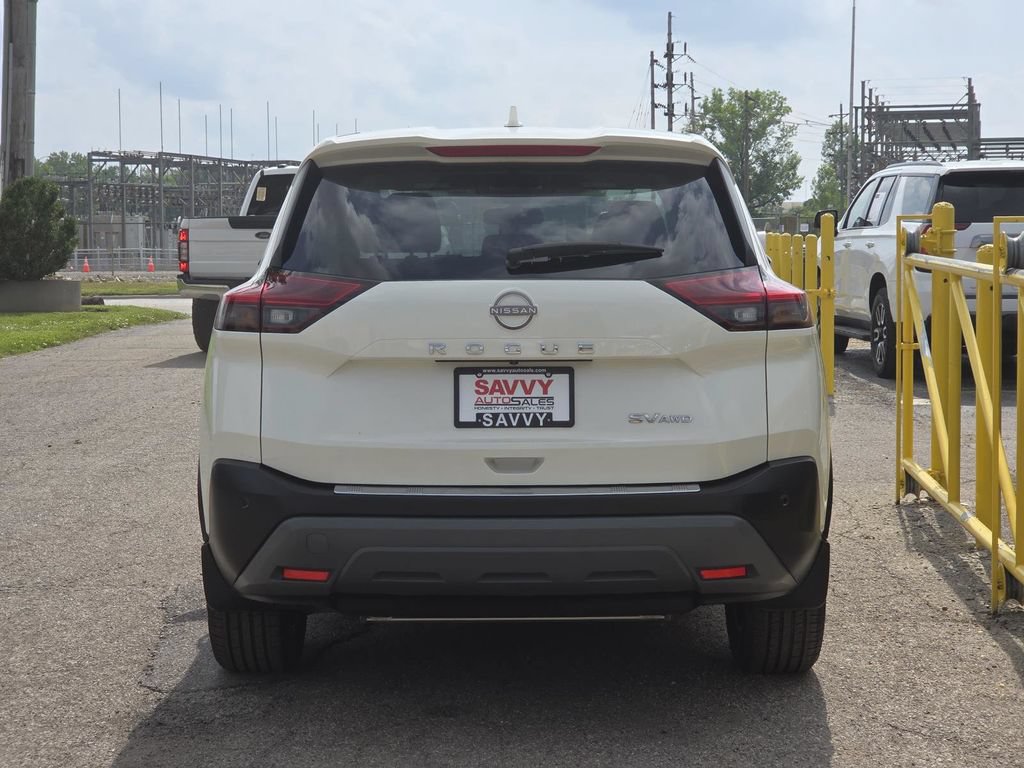 Used 2023 Nissan Rogue SV AWD/4WD image 15