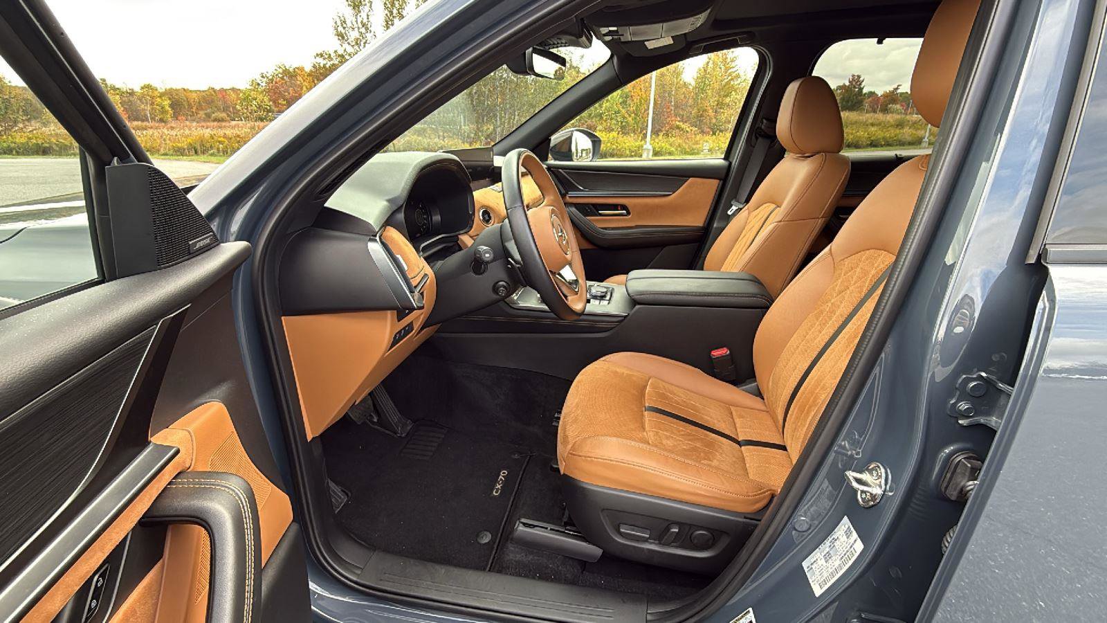 Certified 2025 MAZDA CX-70 3.3 Turbo S w/ Premium Plus image 24