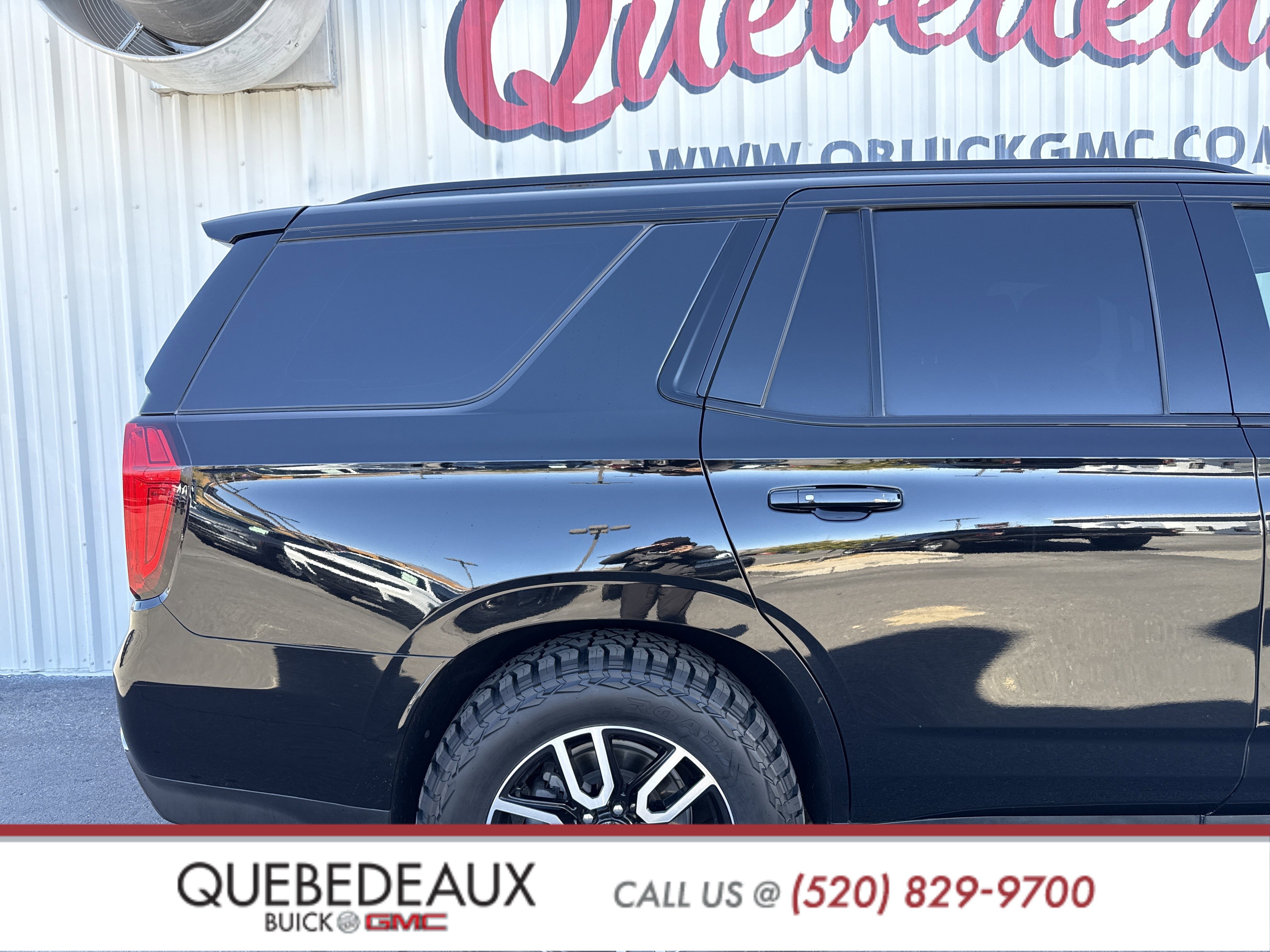 Used 2021 GMC Yukon AT4 w/ AT4 Premium Plus Package image 37