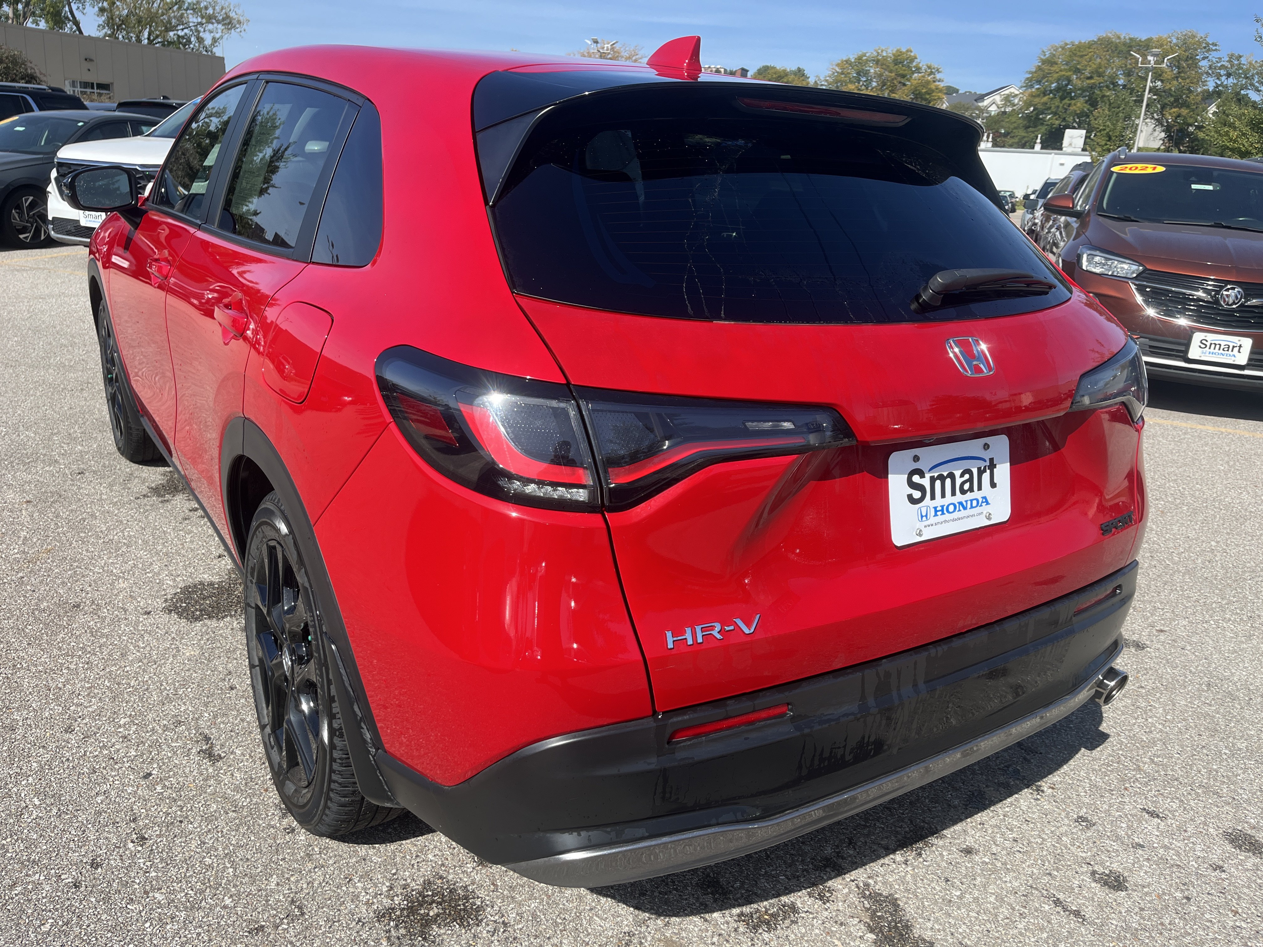 Certified 2025 Honda HR-V Sport image 6