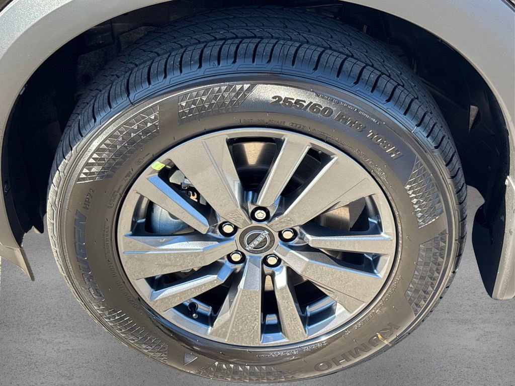 New 2025 Nissan Pathfinder SV w/ Black Appearance Package image 12