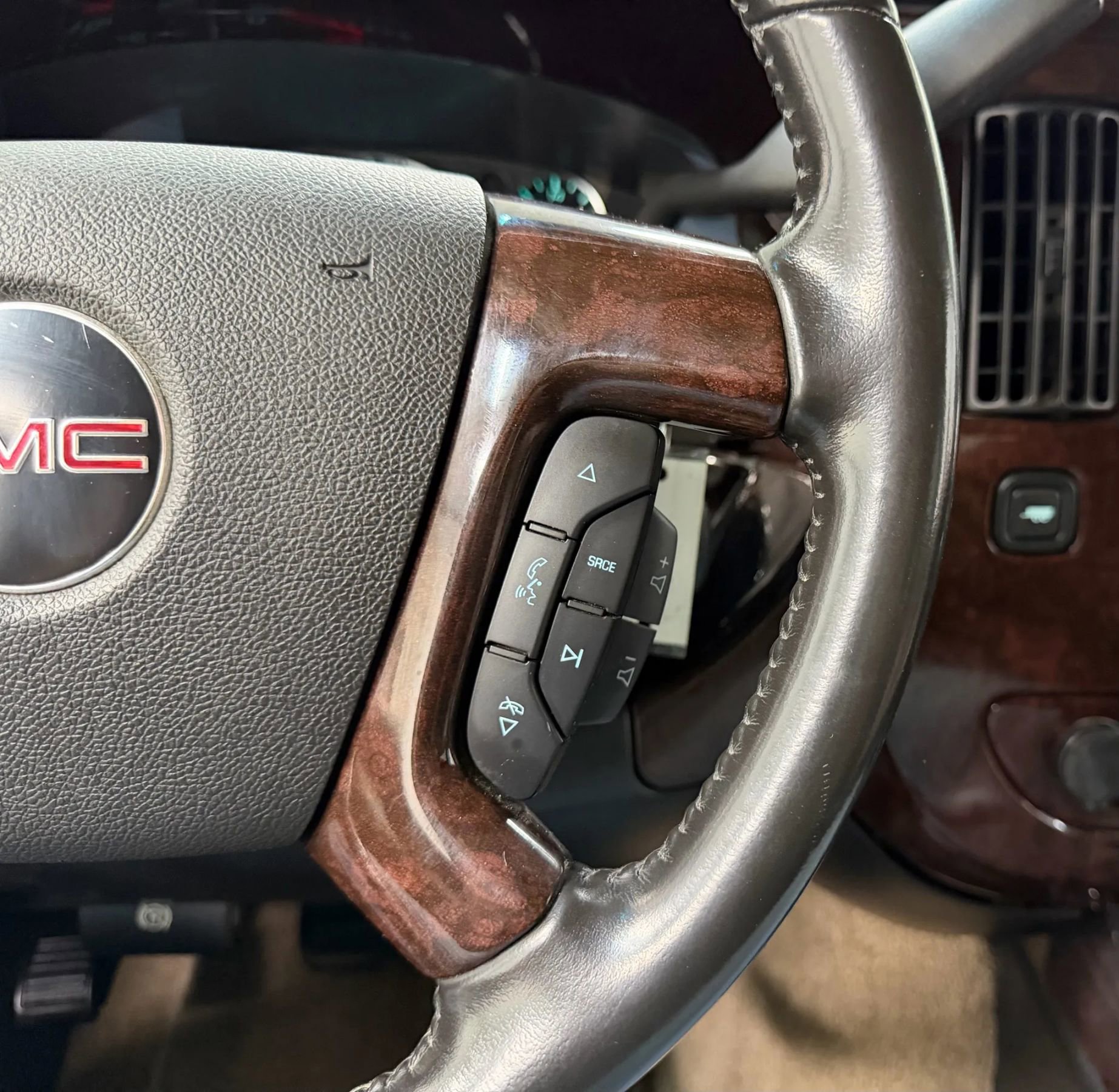 Used 2011 GMC Savana 2500 Extended image 29