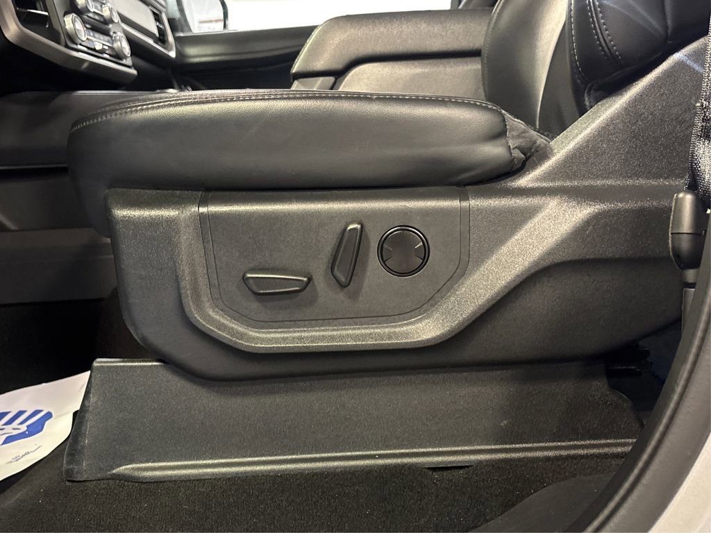 Used 2024 Ford Expedition XLT image 31