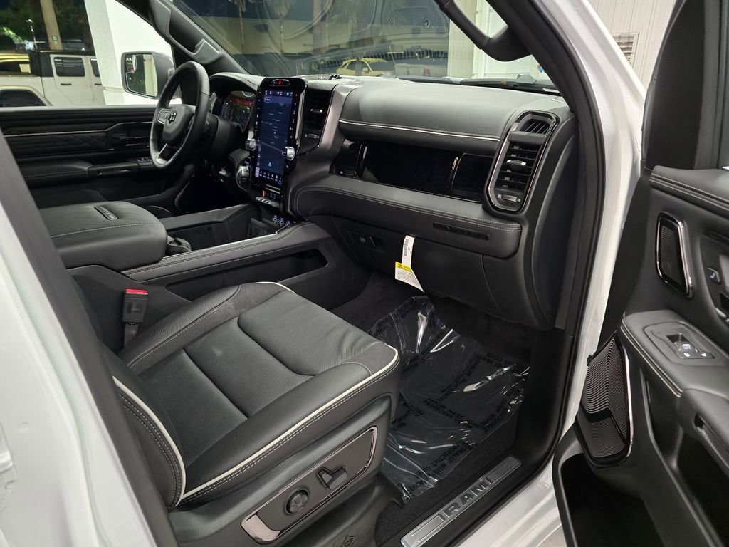 Certified 2026 RAM 1500 Limited w/ Body Color Bumper Group AWD/4WD image 37