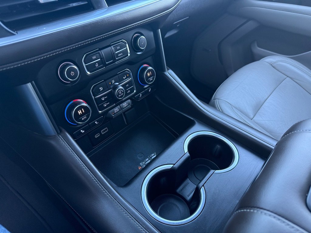 Used 2021 Chevrolet Tahoe Z71 w/ Z71 Signature Package image 31