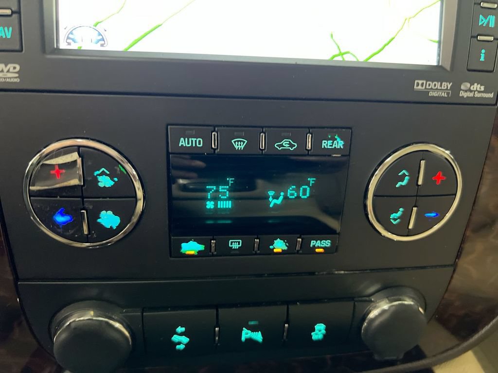 Used 2013 GMC Yukon Denali AWD/4WD image 17