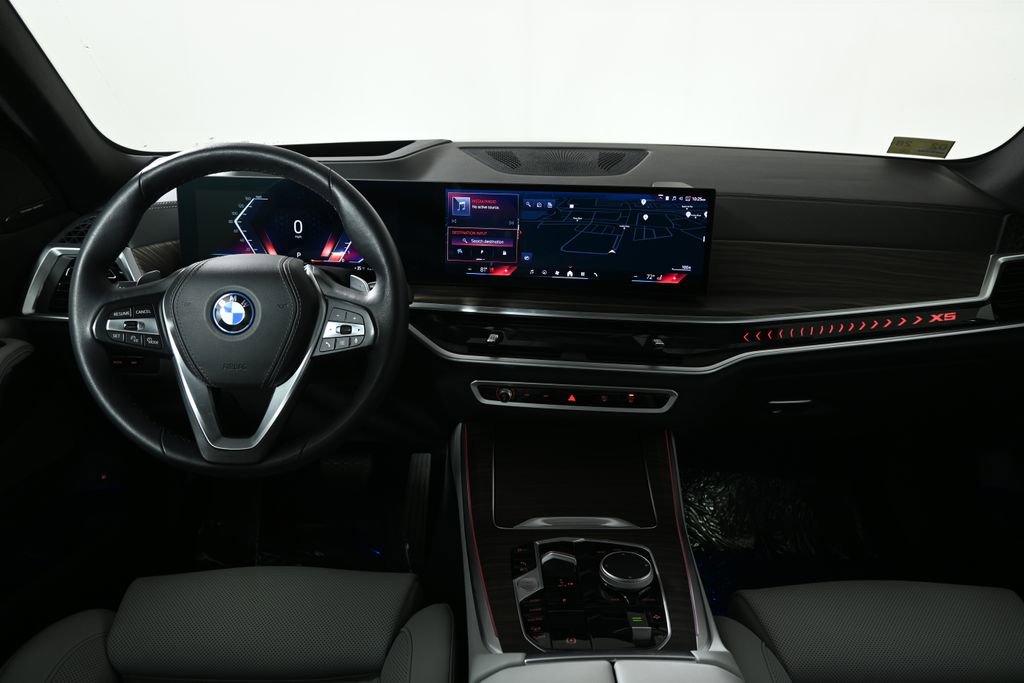 Certified 2024 BMW X5 xDrive50e w/ Premium Package image 17
