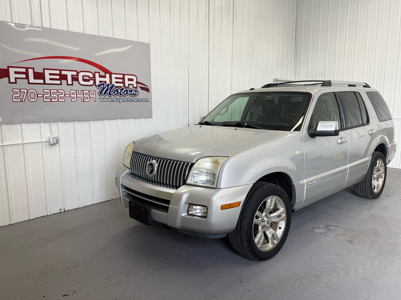 Used 2010 Mercury Mountaineer Premier image 2