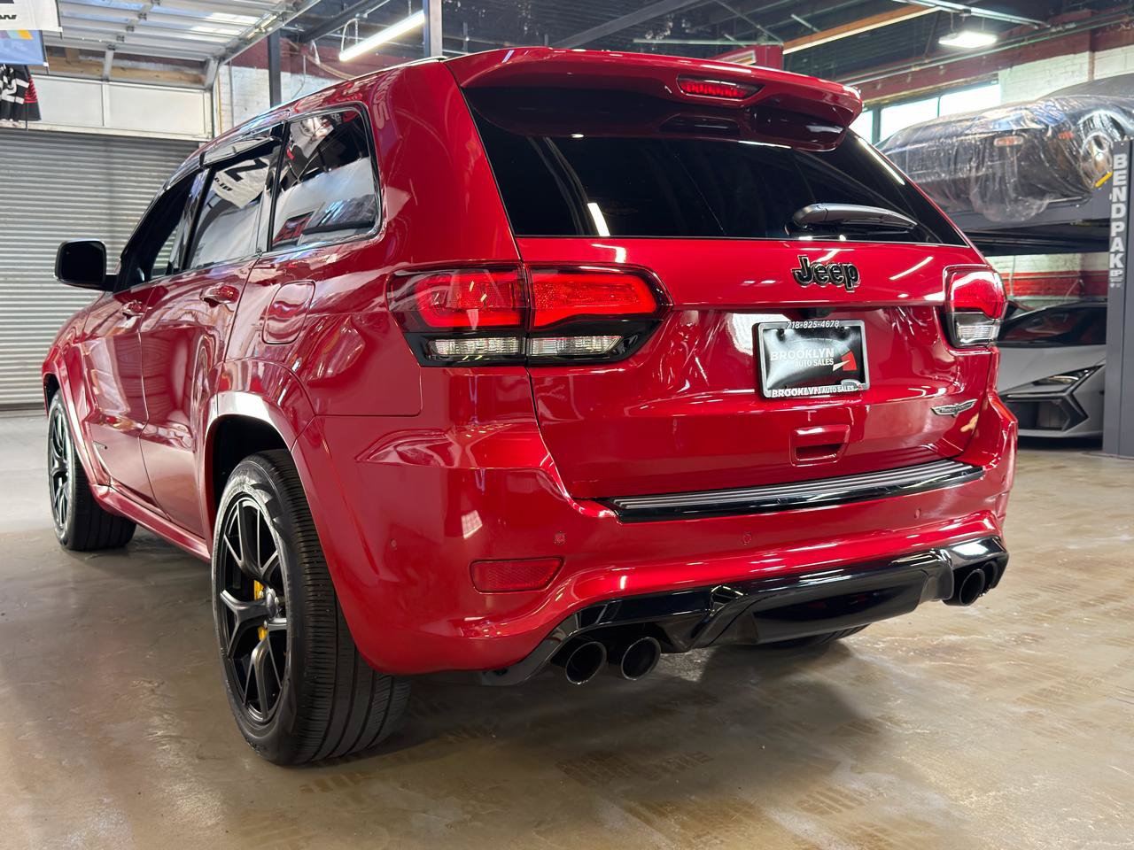 Used 2021 Jeep Grand Cherokee Trackhawk AWD/4WD image 10