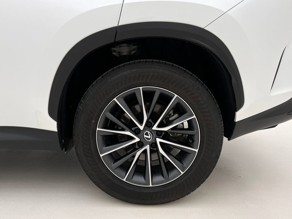 Certified 2025 Lexus NX 350 AWD w/ Accessory Package (2T) image 25