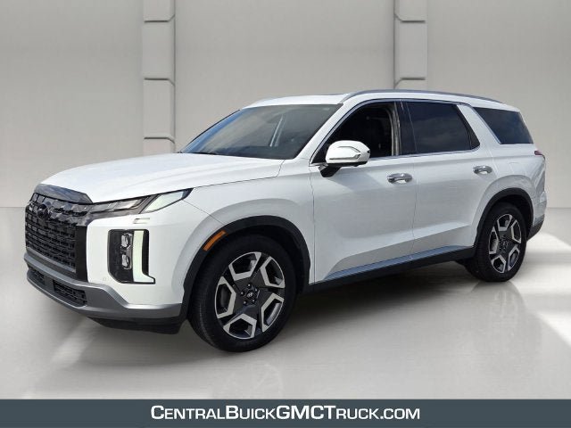 Used 2023 Hyundai Palisade SEL w/ Premium Package FWD image 1