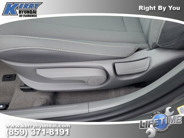 New 2026 Hyundai Elantra Blue image 17