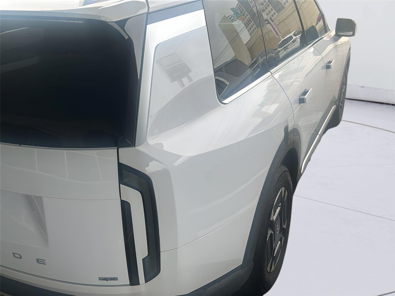 Used 2027 Kia Telluride EX AWD/4WD image 2