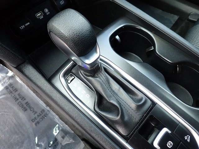 Used 2020 Hyundai Santa Fe SE image 24