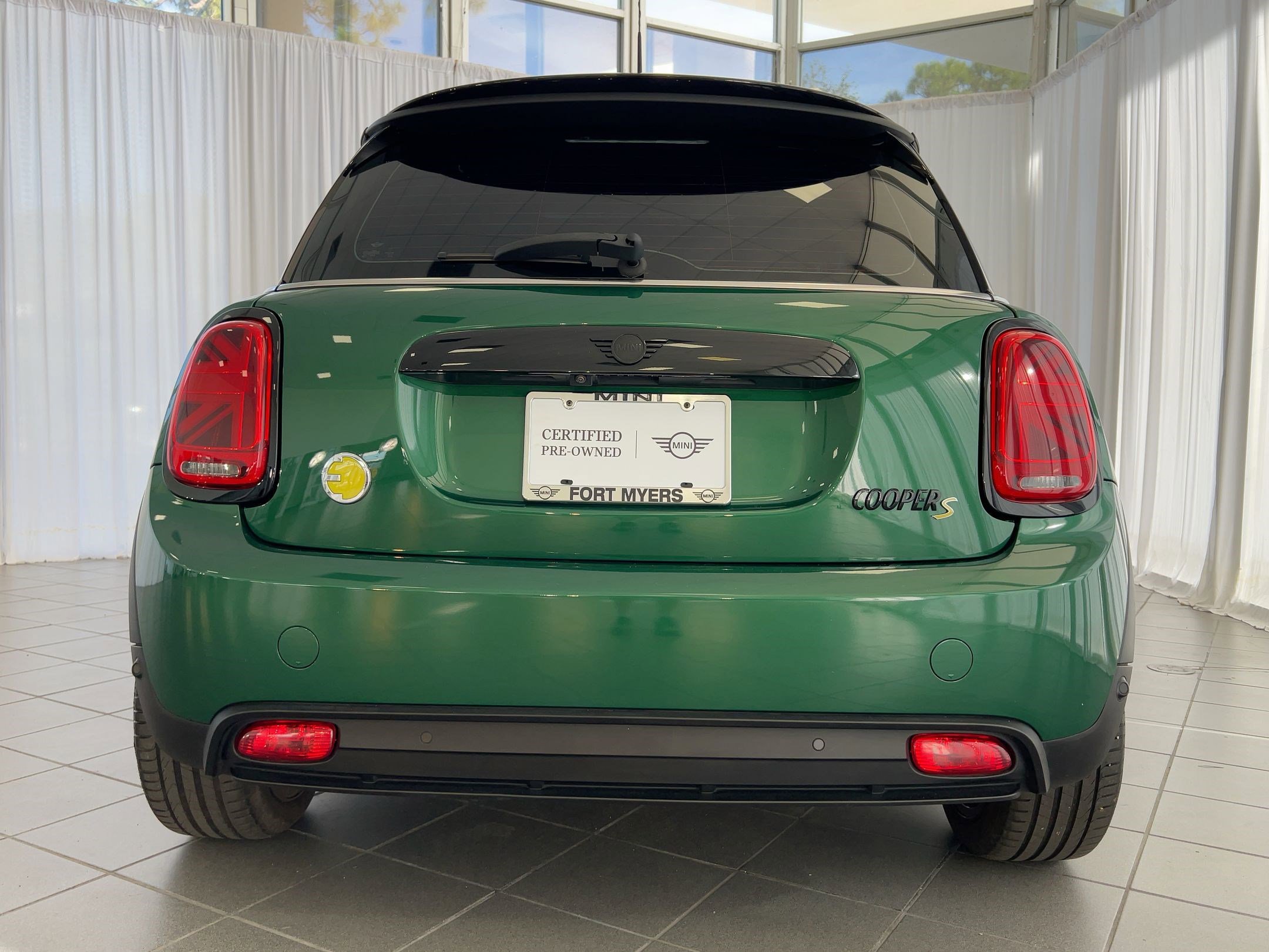 Certified 2023 MINI Cooper SE image 10