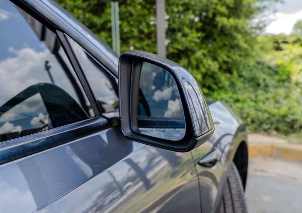 Used 2023 Tesla Model Y Long Range image 29