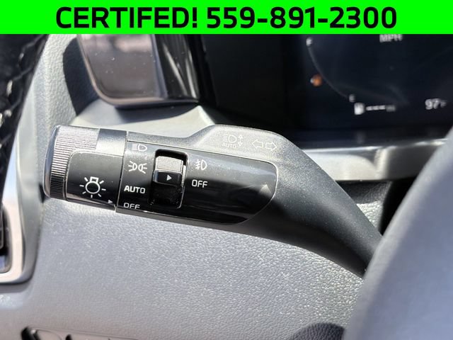 Certified 2023 Kia Sorento SX AWD/4WD image 18