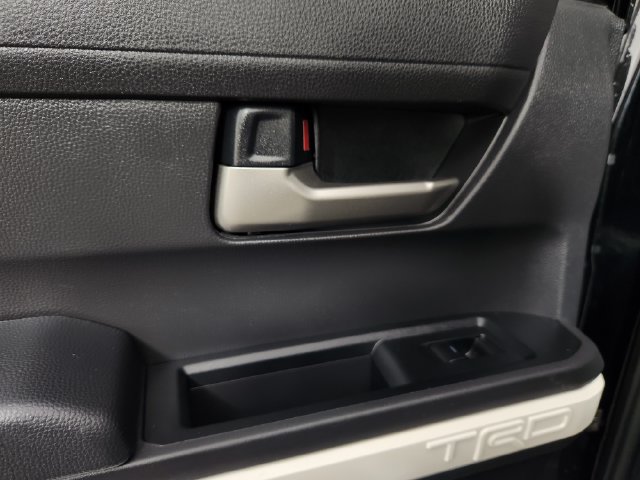 Used 2024 Toyota Tacoma TRD Sport AWD/4WD image 15