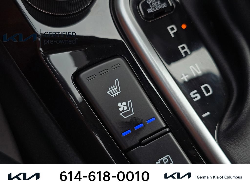 Certified 2024 Kia Seltos SX w/ SX Sunroof Package AWD/4WD image 32