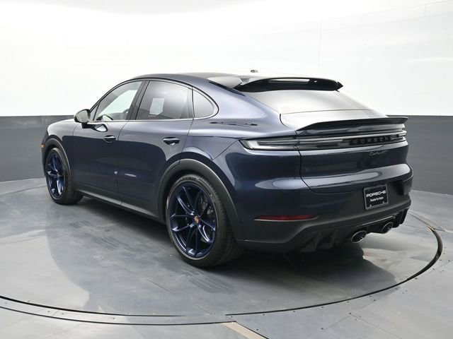 New 2026 Porsche Cayenne Turbo GT image 3