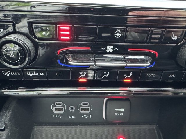 Used 2022 Jeep Grand Cherokee Altitude image 23