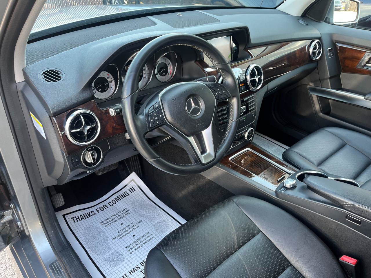 Used 2013 Mercedes-Benz GLK 350 4MATIC image 9