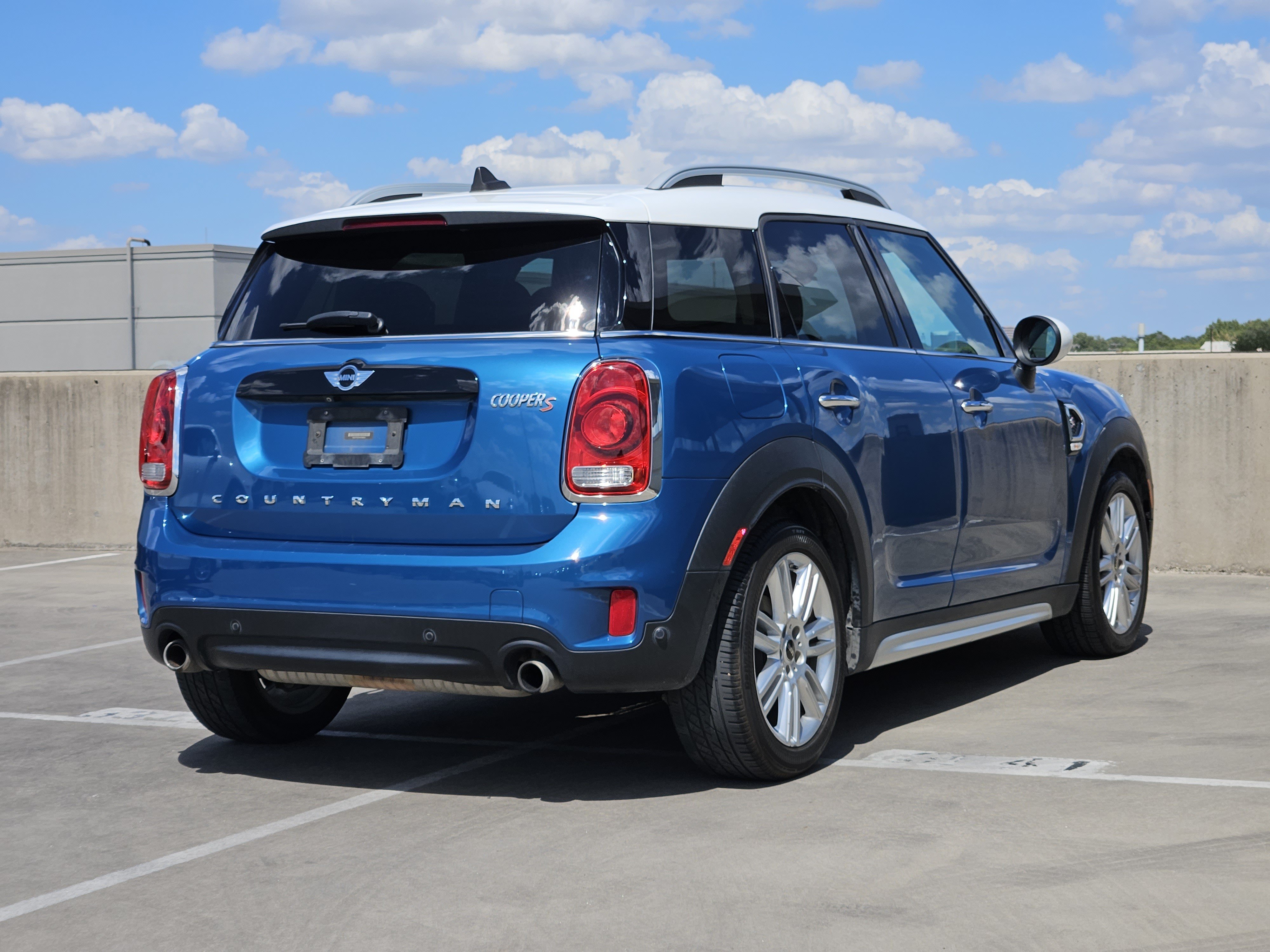 Used 2017 MINI Cooper Countryman S FWD image 8