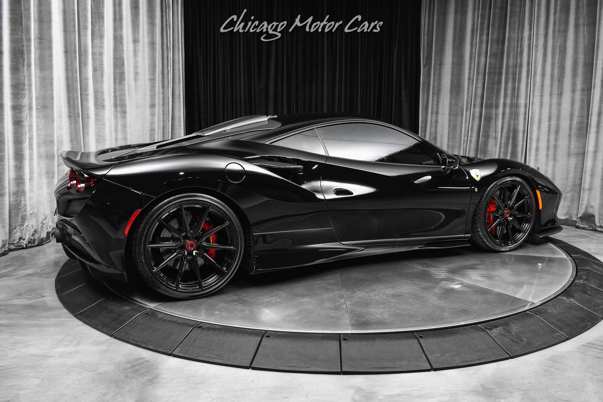 Used 2021 Ferrari F8 Tributo RWD image 5
