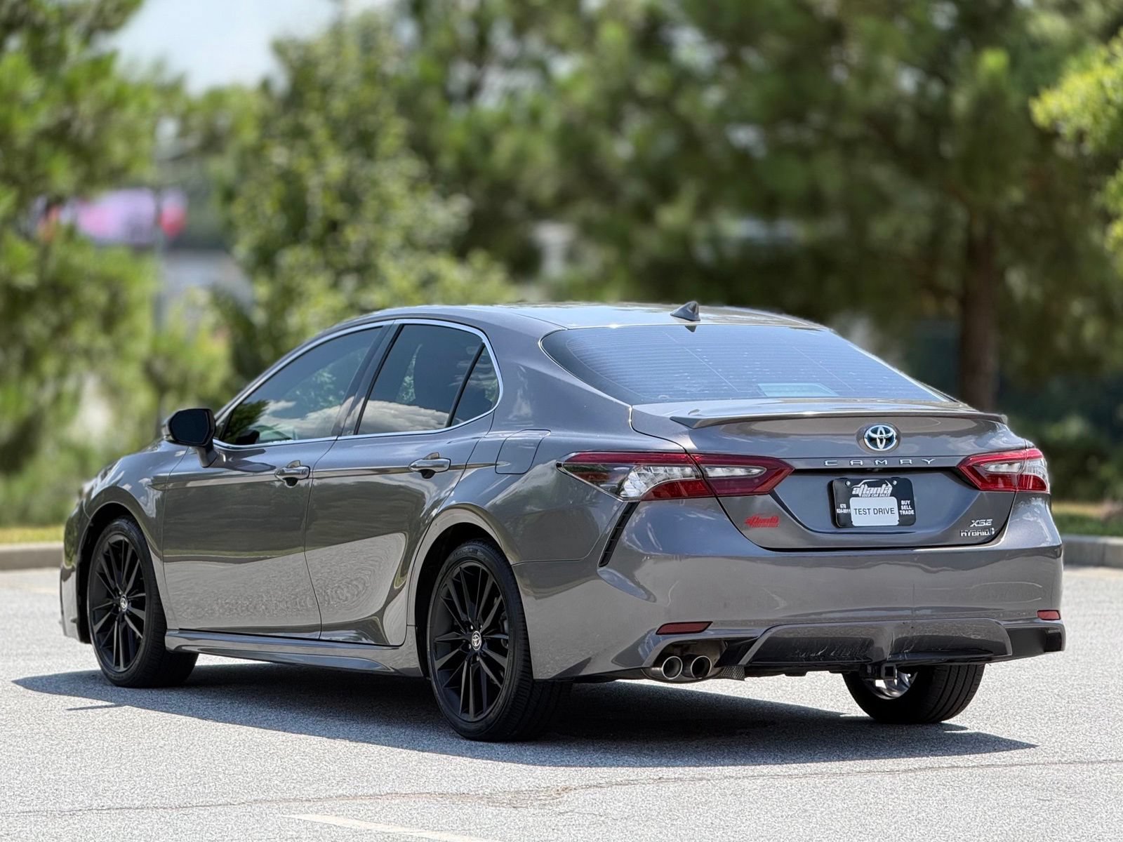 Used 2021 Toyota Camry XSE FWD image 10