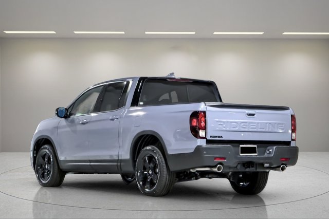 New 2026 Honda Ridgeline Black Edition image 5