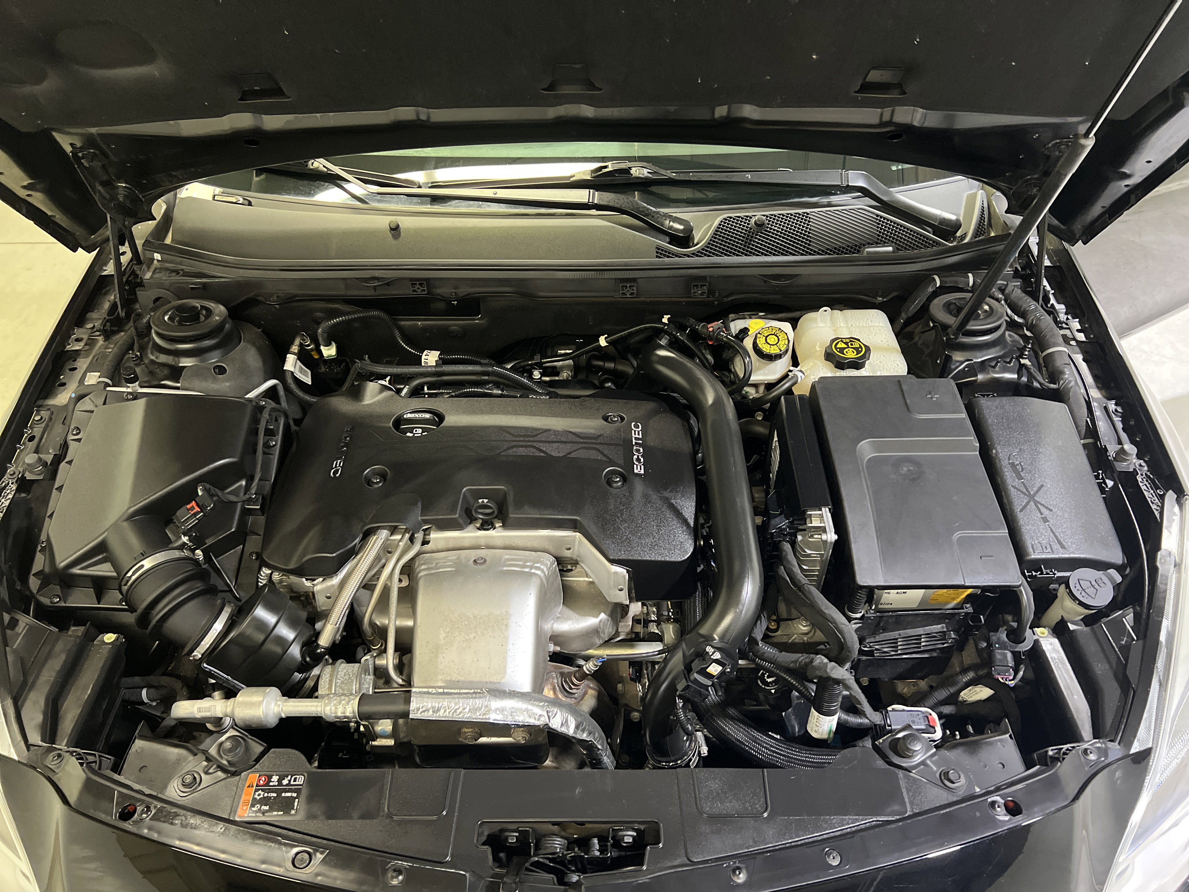 Used 2016 Buick Regal image 15