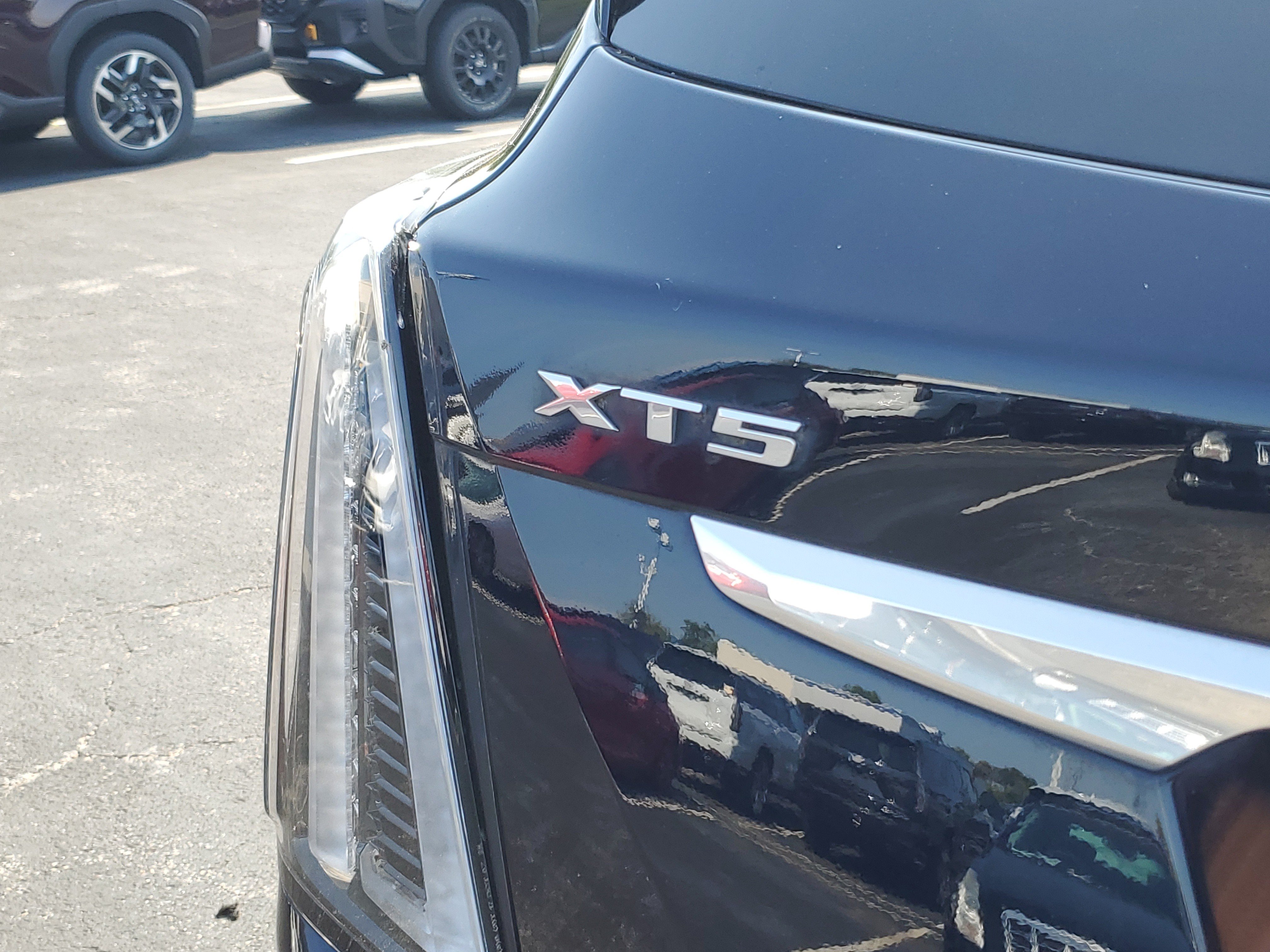 Used 2021 Cadillac XT5 Sportv AWD/4WD image 7