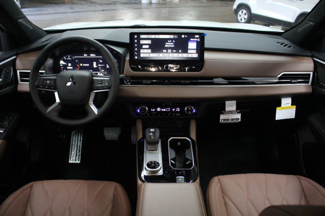 New 2026 Mitsubishi Outlander SEL image 20