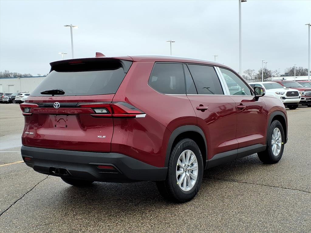 New 2026 Toyota Grand Highlander XLE image 2