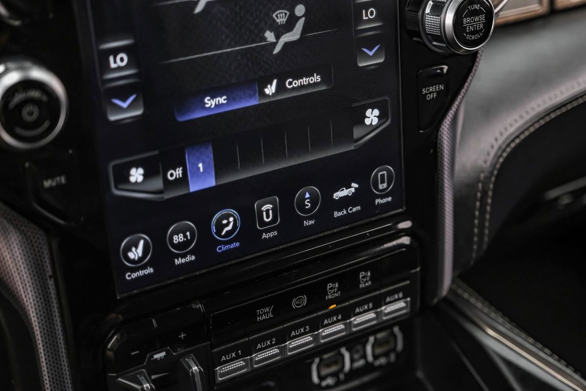 Used 2019 RAM 3500 Limited image 30