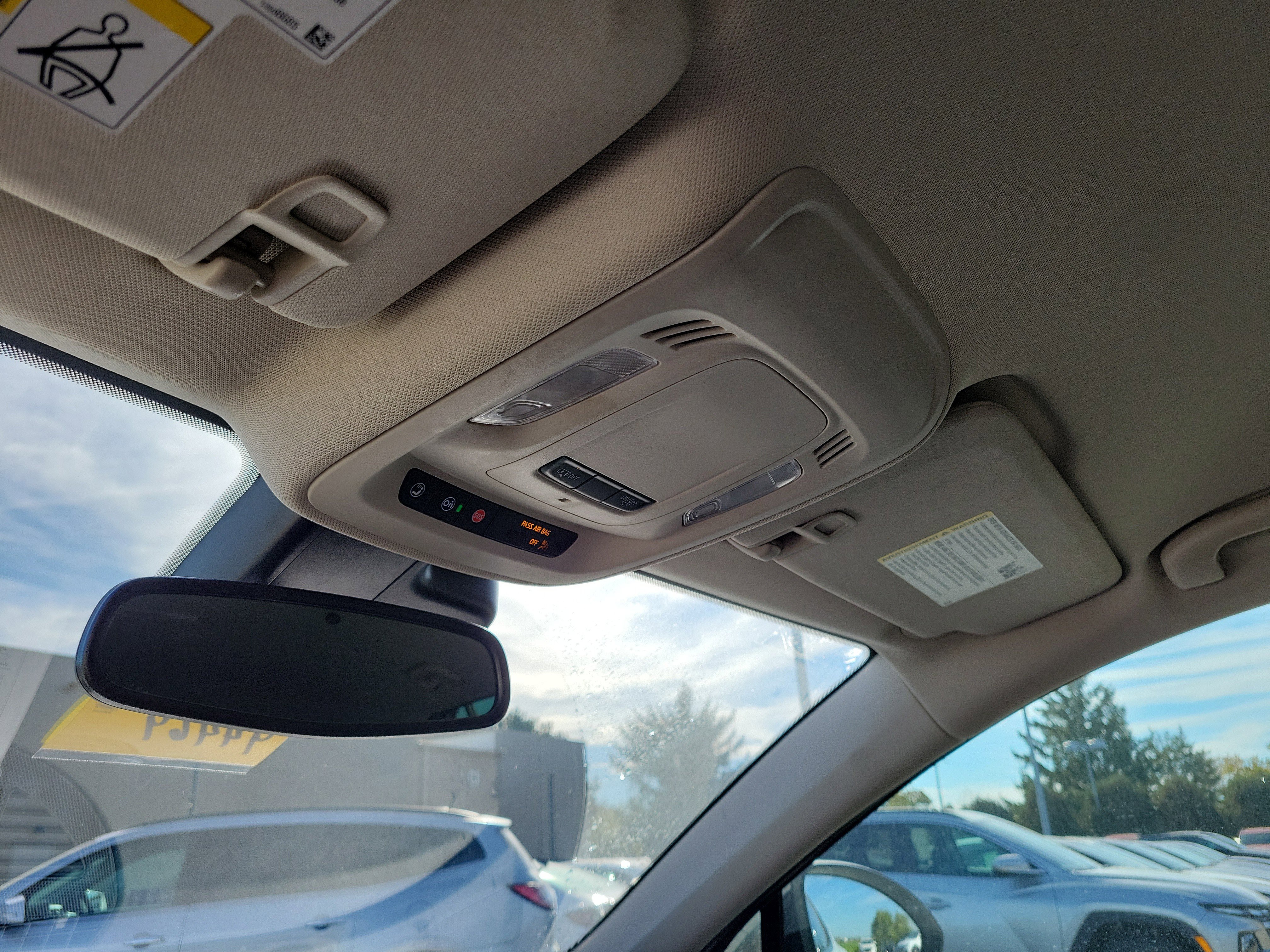 Used 2022 Buick Envision Preferred image 30