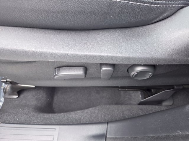 Certified 2023 Subaru Forester Premium AWD/4WD image 40