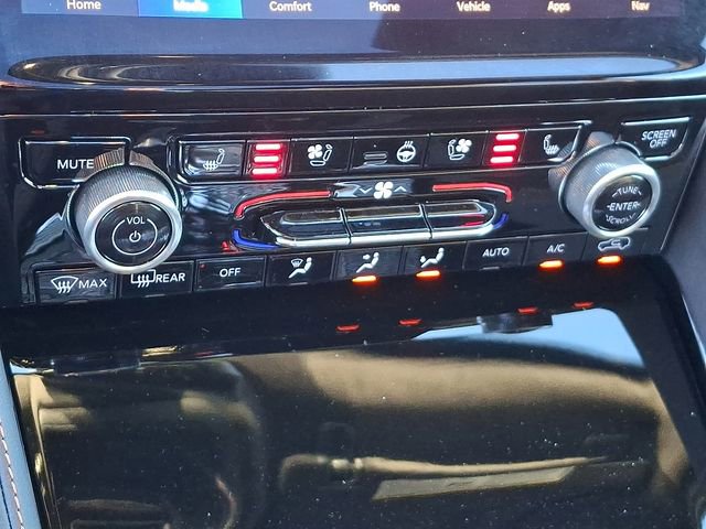 Used 2025 Jeep Grand Cherokee Summit image 16