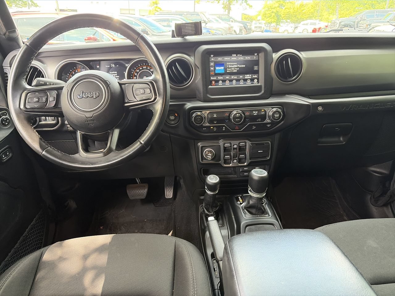 Used 2019 Jeep Wrangler Unlimited Sport S AWD/4WD image 2