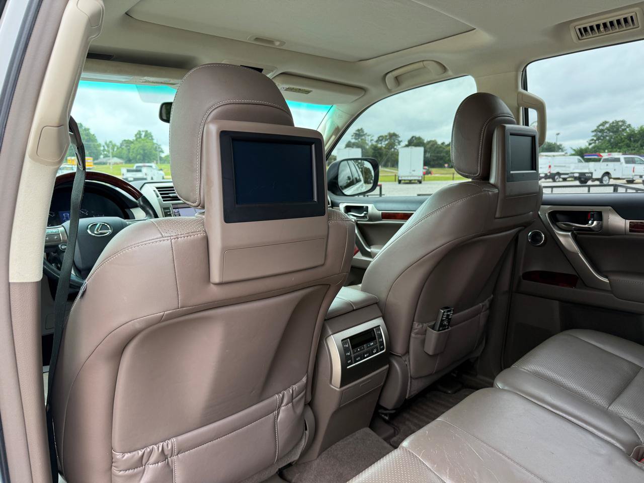 Used 2013 Lexus GX 460 Premium AWD/4WD image 22