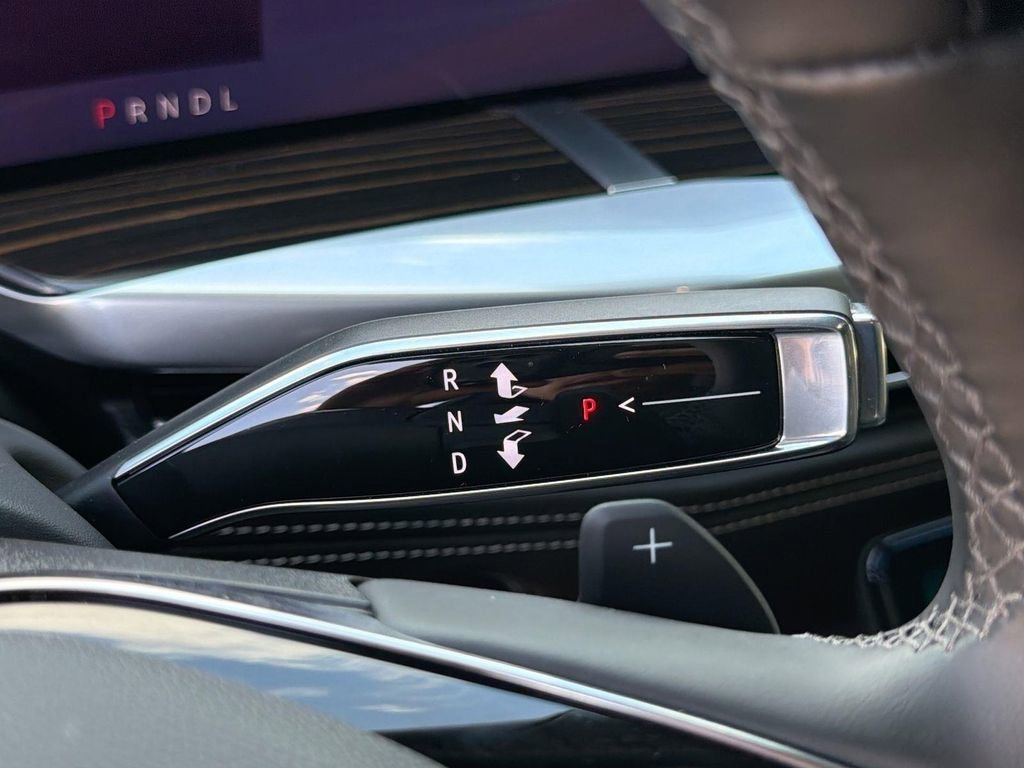Certified 2026 Cadillac Escalade Luxury RWD image 13