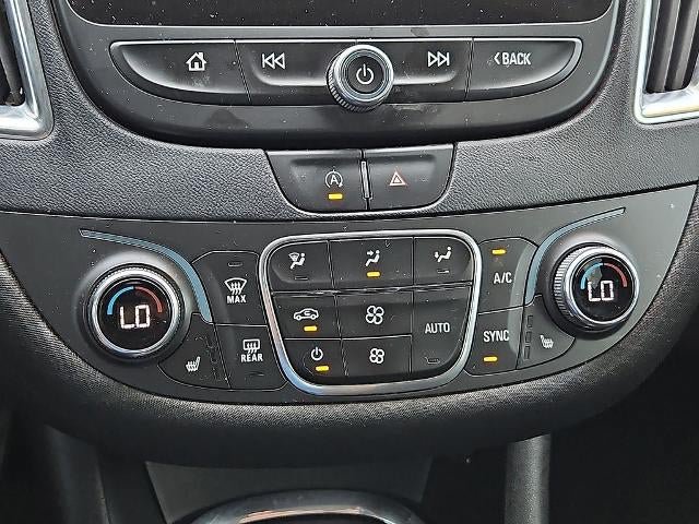 Used 2021 Chevrolet Malibu LT FWD image 27