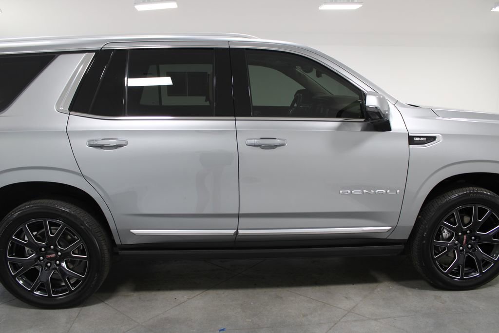 Used 2024 GMC Yukon Denali w/ Denali Reserve Package AWD/4WD image 10