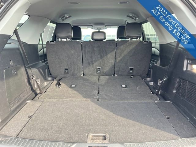 Used 2022 Ford Explorer XLT w/ Equipment Group 202A image 22