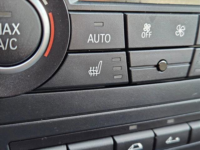 Used 2013 BMW 128i Convertible image 23