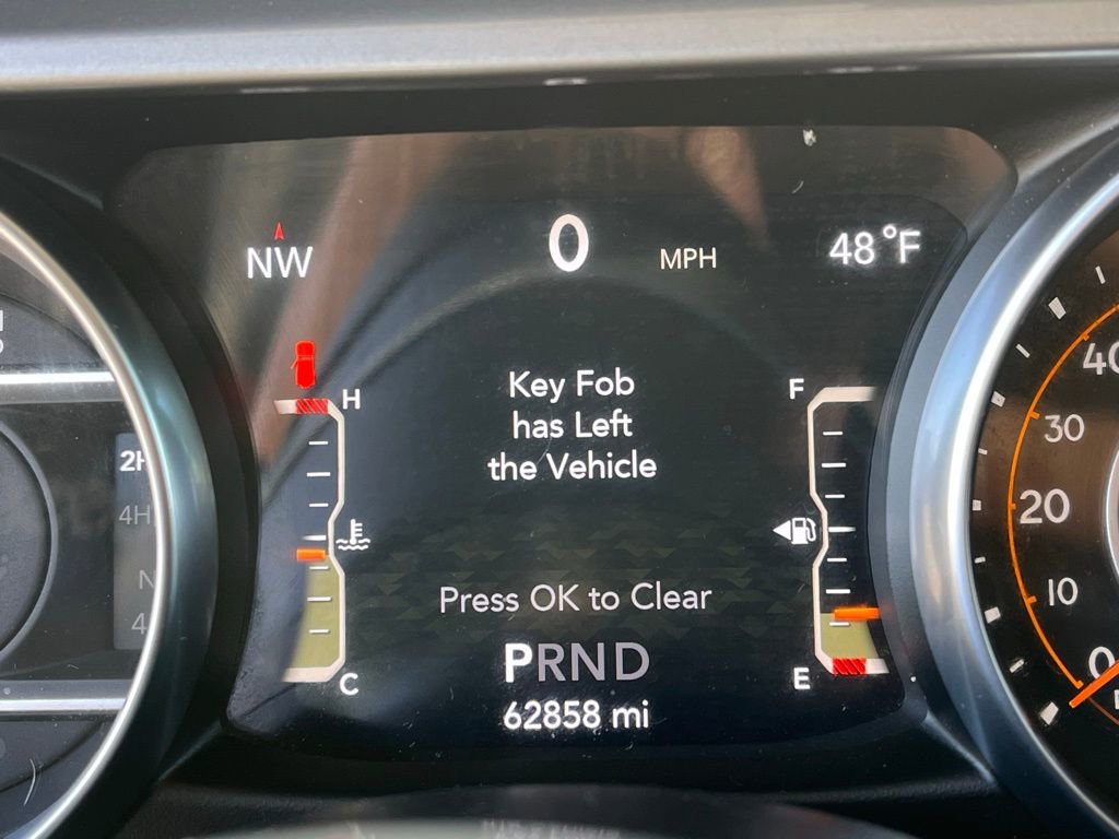 Used 2022 Jeep Wrangler Unlimited Sahara w/ Cold Weather Group image 7