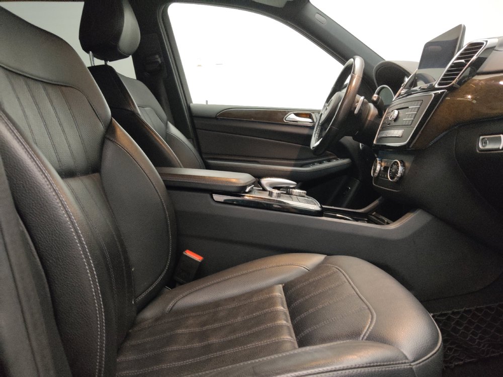 Used 2017 Mercedes-Benz GLS 450 4MATIC w/ Premium Package image 21