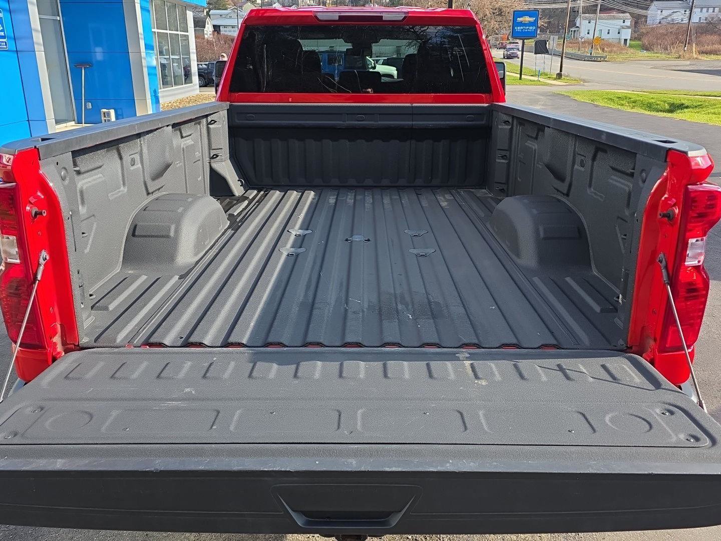 Used 2025 Chevrolet Silverado 2500 Custom image 13