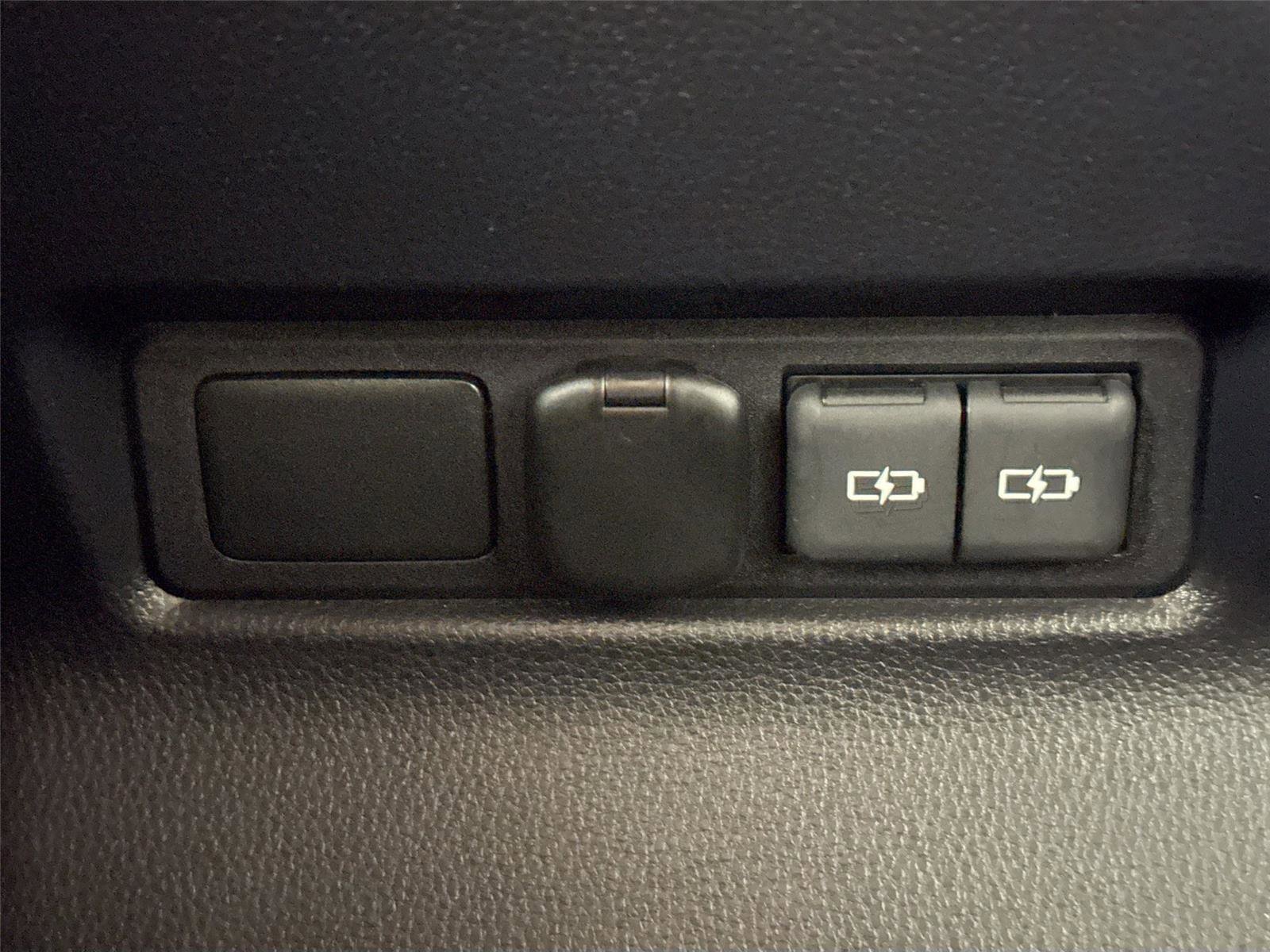 Certified 2024 Toyota Land Cruiser w/ Premium Package AWD/4WD image 39